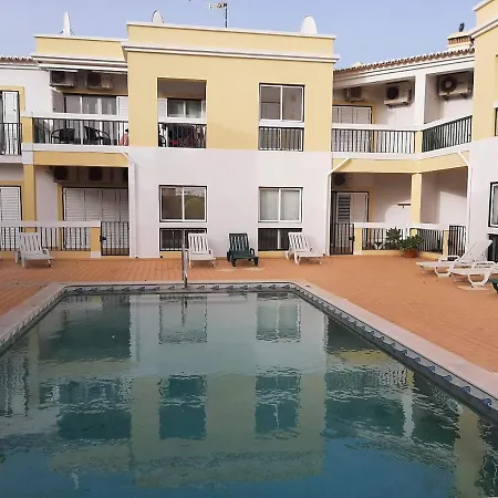 Mjalvor - Apº Em Com Piscina * Alvor