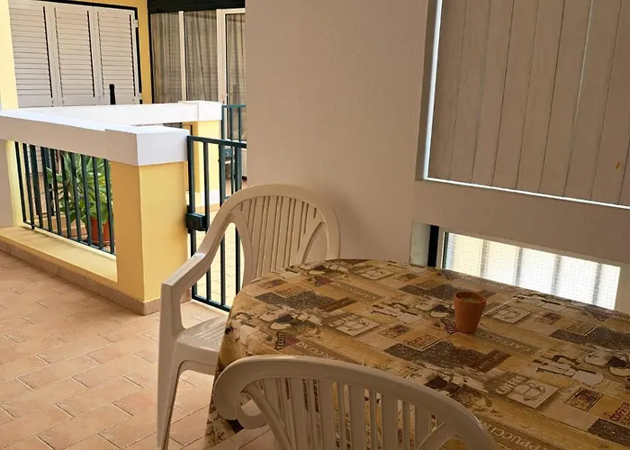 Apartament Mjalvor - Apº Em Com Piscina